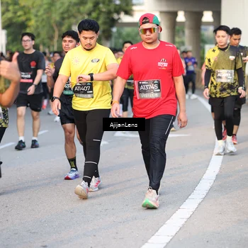 Runner Photo 6429731