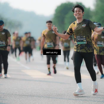 Runner Photo 6429747