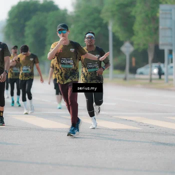 Runner Photo 6429755
