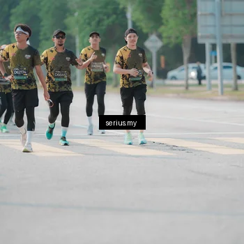 Runner Photo 6429804