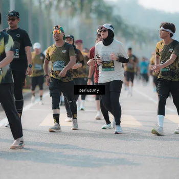 Runner Photo 6429829