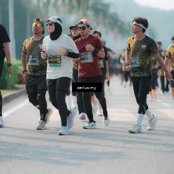 Runner Photo 6429834