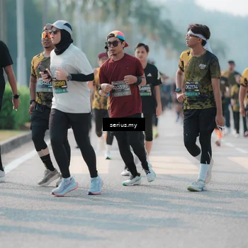 Runner Photo 6429844