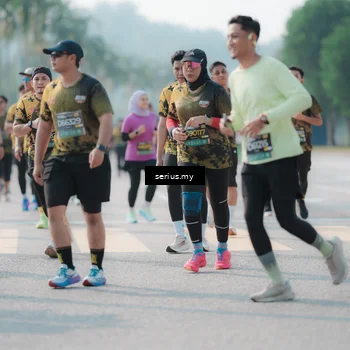 Runner Photo 6429911