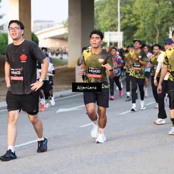Runner Photo 6429935