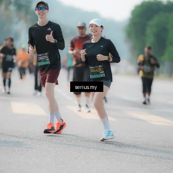 Runner Photo 6430007