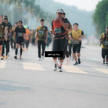 Runner Photo 6430033