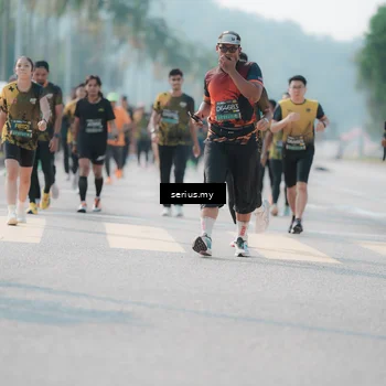 Runner Photo 6430039