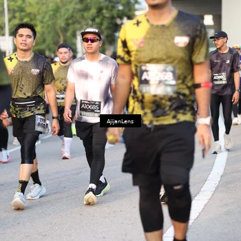 Runner Photo 6430049