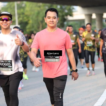 Runner Photo 6430075