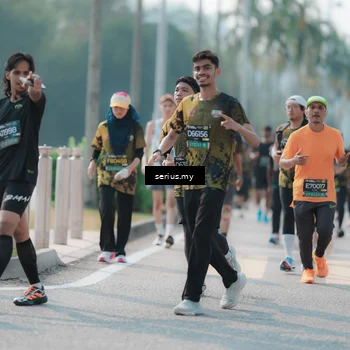 Runner Photo 6430087