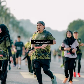 Runner Photo 6430095