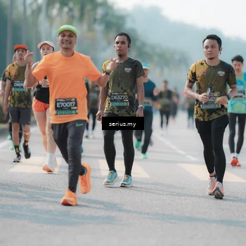 Runner Photo 6430108