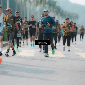 Runner Photo 6430138