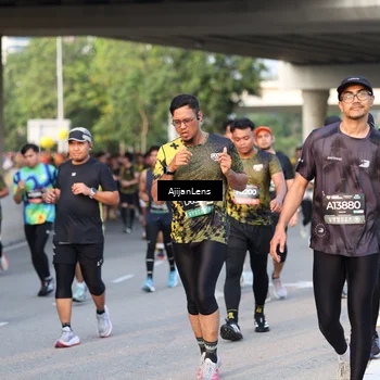 Runner Photo 6430147