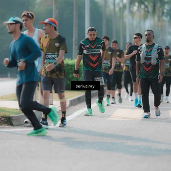 Runner Photo 6430149