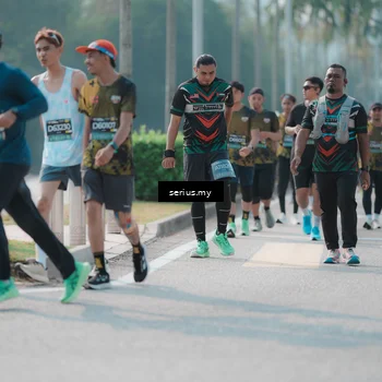 Runner Photo 6430156