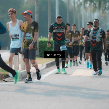 Runner Photo 6430161
