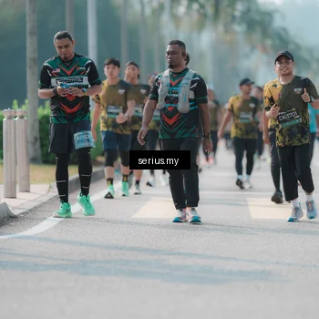 Runner Photo 6430172