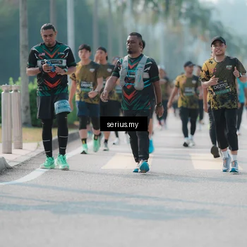 Runner Photo 6430178