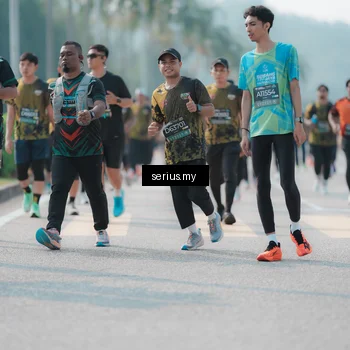 Runner Photo 6430180