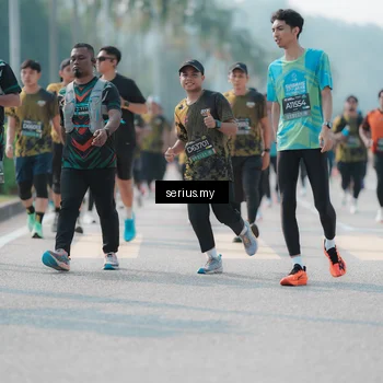 Runner Photo 6430182