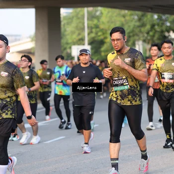 Runner Photo 6430193