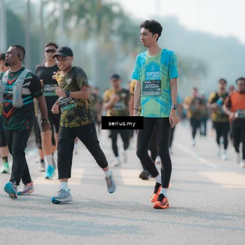 Runner Photo 6430197