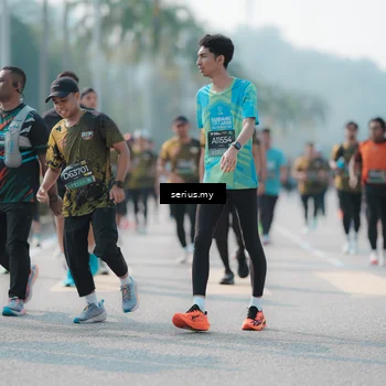 Runner Photo 6430204