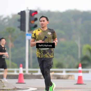 Runner Photo 6430228
