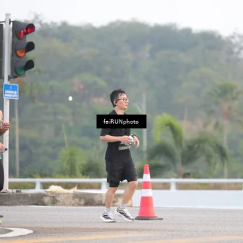 Runner Photo 6430231