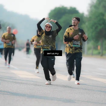 Runner Photo 6430233