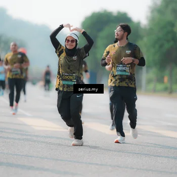 Runner Photo 6430238
