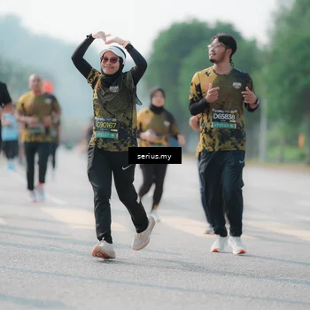 Runner Photo 6430249