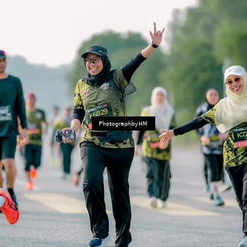 Runner Photo 6430254