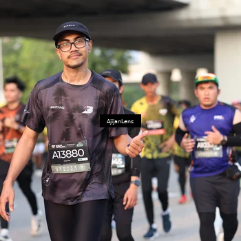 Runner Photo 6430255
