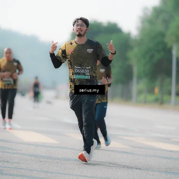 Runner Photo 6430257