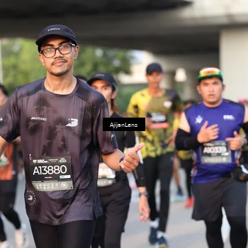 Runner Photo 6430271