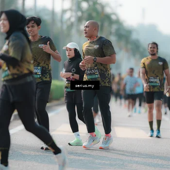Runner Photo 6430289