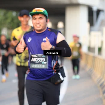 Runner Photo 6430298
