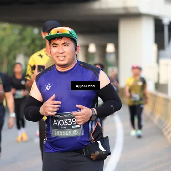 Runner Photo 6430304