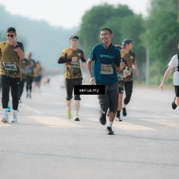 Runner Photo 6430310