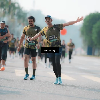 Runner Photo 6430314