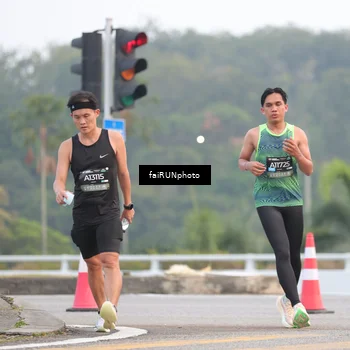 Runner Photo 6430322