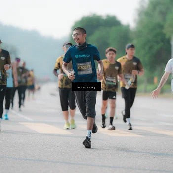 Runner Photo 6430323