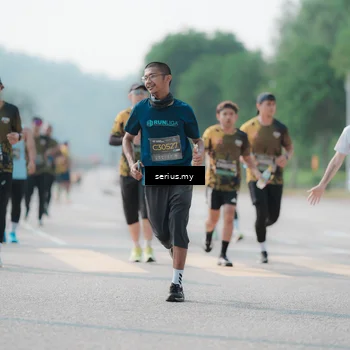 Runner Photo 6430324