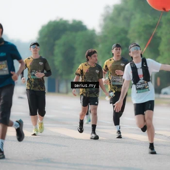 Runner Photo 6430329