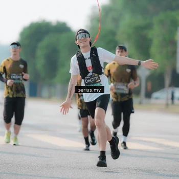 Runner Photo 6430332
