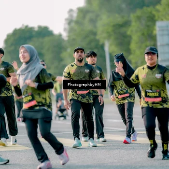 Runner Photo 6430343