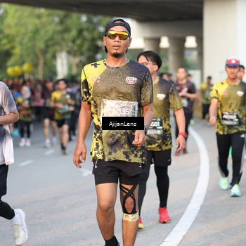 Runner Photo 6430346